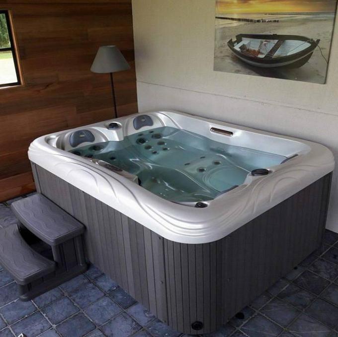 Bañera cuadrada del tamaño de 5 de las personas de la hidroterapia tinas calientes del balneario para el masaje 7