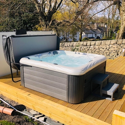 Tinas de baño libres de las aguas termales de Whirlpool de la tina caliente del balneario de las personas del balboa 6