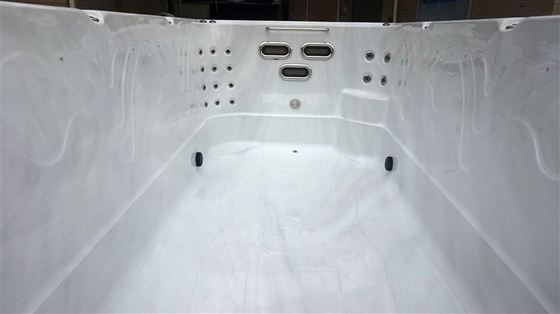 2 asientos 1 salón piscina con sistema Balboa