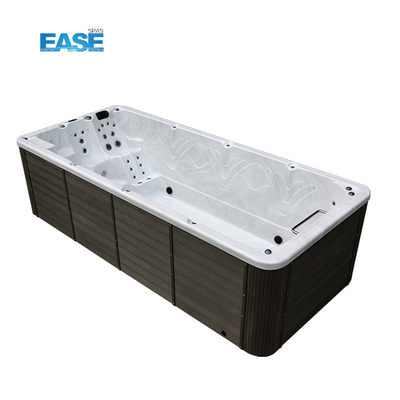 2 asientos 1 salón piscina con sistema Balboa