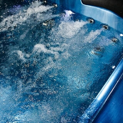 Luxo 6 personas bañeras de hidromasaje para exteriores Piscinas acrílicas con función de masaje Spa de natación para la familia