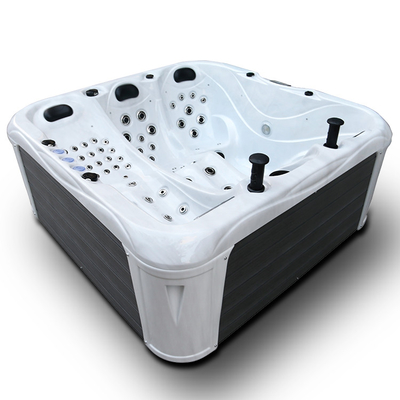 Las personas de lujo del jardín 4 dan masajes a la bañera de Whirlpool del balneario de la tina caliente con Bluetooth